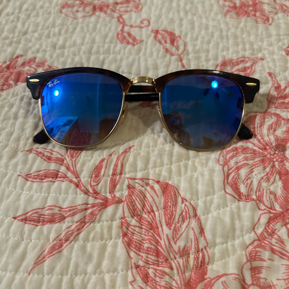 Ray bans
